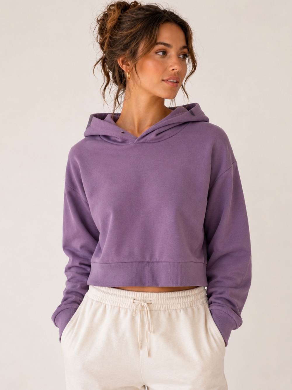 Cropped Lavender Hoodie with Relaxed Fit